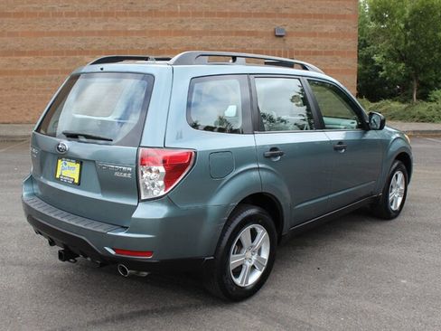 Used 2012 Subaru Forester 2.5X w/ Alloy Wheel Pkg AWD/4WD image 4