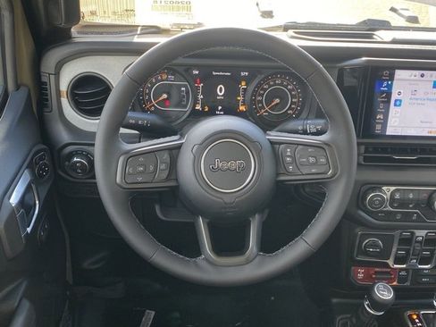 New 2026 Jeep Gladiator Willys image 44