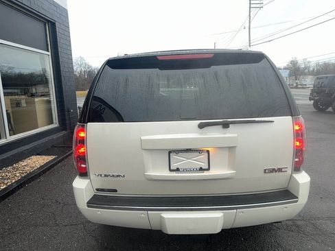Used 2013 GMC Yukon Denali image 8