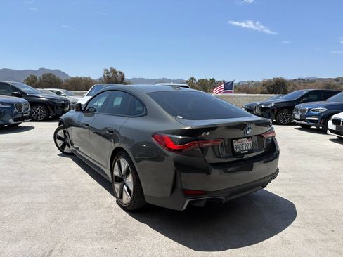 Used 2023 BMW i4 eDrive40 RWD image 2
