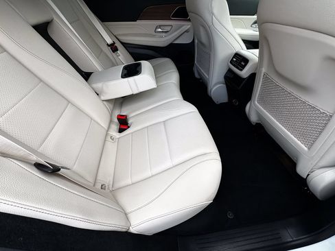 Certified 2026 Mercedes-Benz GLE 450e 4MATIC image 18