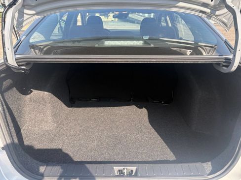 Used 2025 Nissan Versa SV FWD image 29