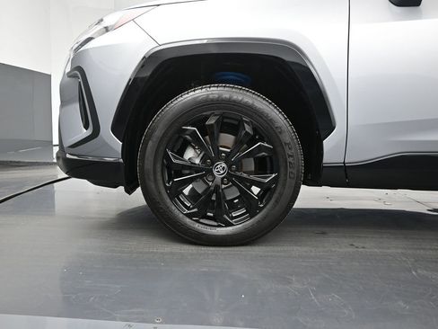 Used 2025 Toyota RAV4 SE AWD/4WD image 23