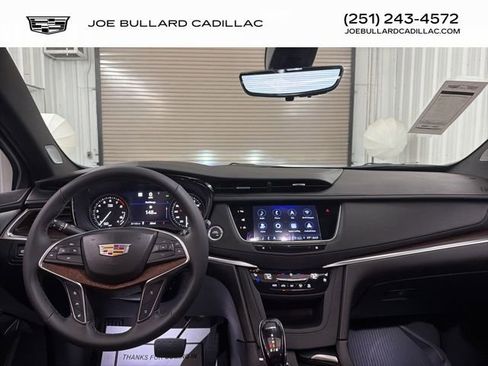 New 2026 Cadillac XT5 Premium Luxury w/ Driver Assist Package FWD image 37