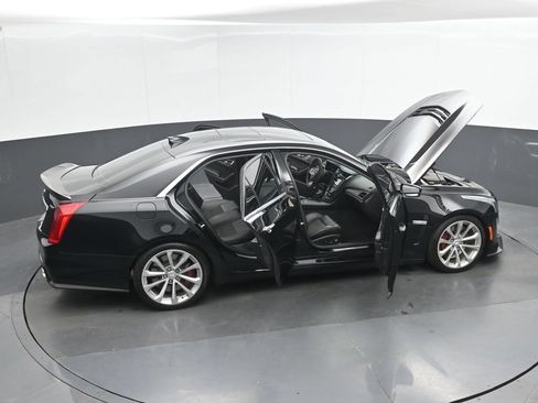 Used 2018 Cadillac CTS V w/ Carbon Fibre Package RWD image 53