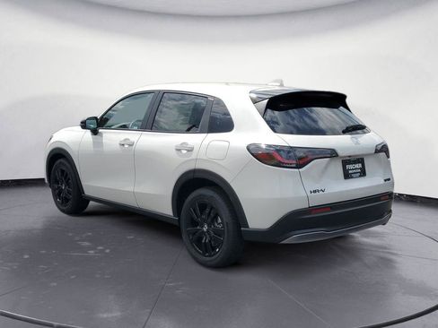 New 2027 Honda HR-V Sport image 4