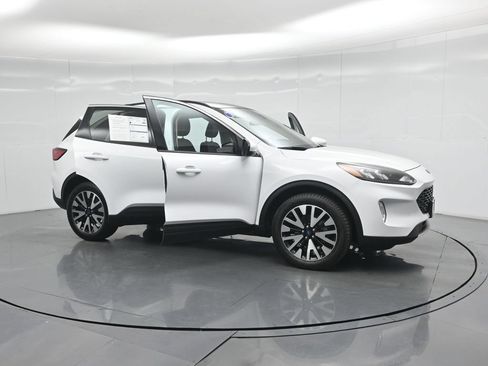 Certified 2020 Ford Escape SEL AWD/4WD image 32