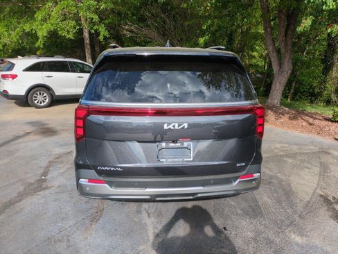New 2026 Kia Carnival SX FWD image 6