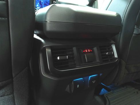 Used 2025 Ford F150 Raptor AWD/4WD image 13
