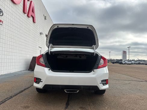 Used 2019 Honda Civic Sport image 27