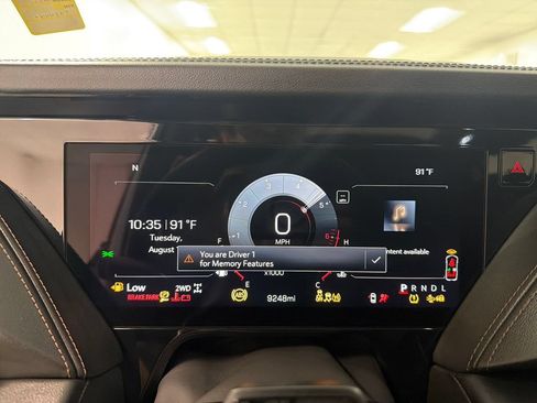 Used 2026 GMC Yukon XL AT4 w/ AT4 Premium Plus Package AWD/4WD image 18