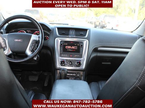 Used 2015 GMC Acadia SLT image 6