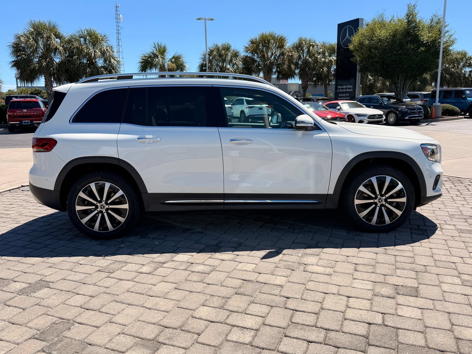 Certified 2023 Mercedes-Benz GLB 250 image 7