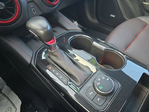 Used 2022 Chevrolet Blazer RS w/ Enhanced Convenience Package image 26