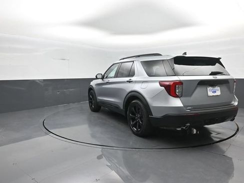 Certified 2023 Ford Explorer ST-Line w/ Class IV Trailer Tow Package RWD image 5