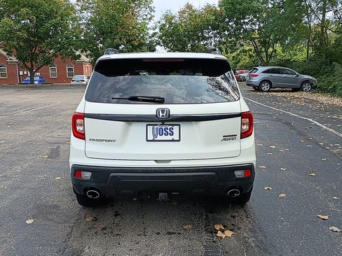 Used 2019 Honda Passport Touring image 4