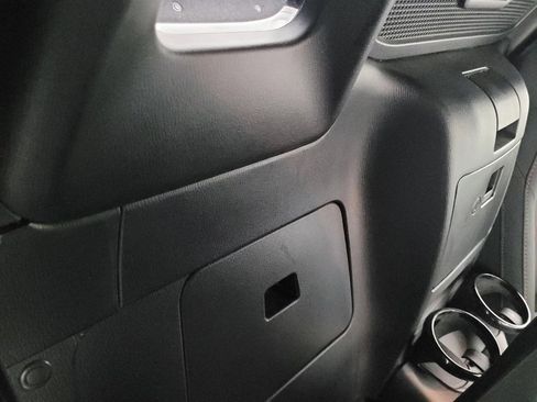 Used 2016 MAZDA MX-5 Miata Club image 19