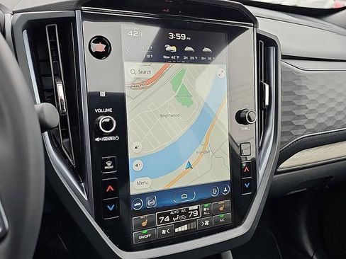 Used 2025 Subaru Forester Limited image 18