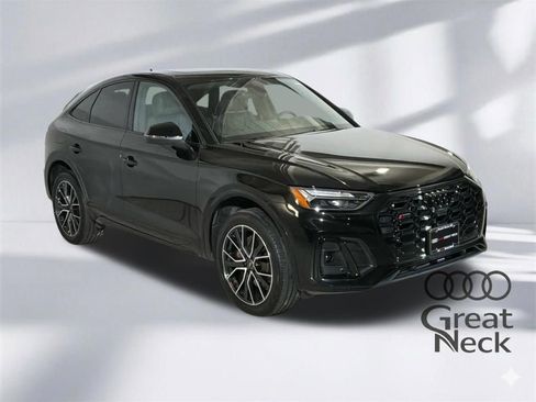 Used 2023 Audi SQ5 Premium Plus w/ Premium Plus Package image 10