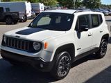 Used 2023 Jeep Renegade Latitude image 4