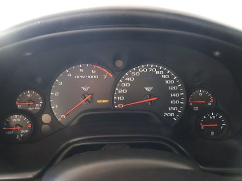 Used 2001 Chevrolet Corvette Base w/ Preferred Equipment Group2 image 18