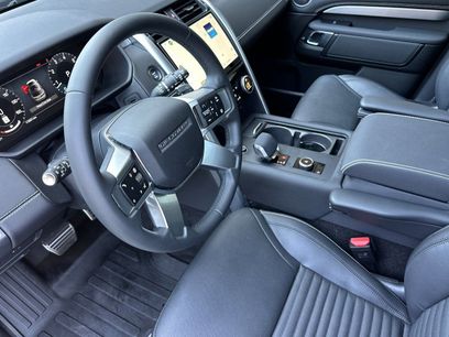 Used 2025 Land Rover Discovery Dynamic SE