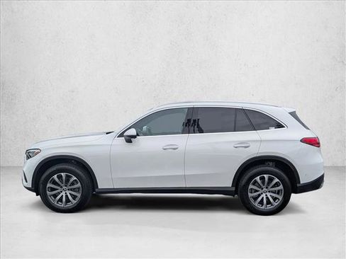 Used 2026 Mercedes-Benz GLC 300 4MATIC image 9