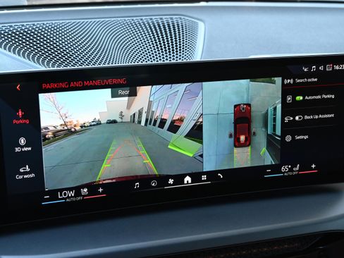 Certified 2025 BMW 230i Coupe image 14