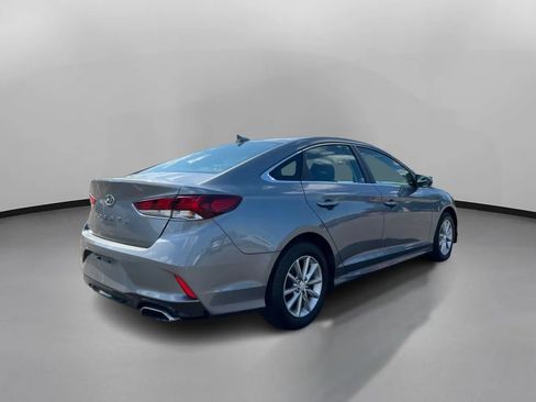 Used 2018 Hyundai Sonata SE FWD image 9