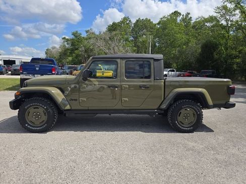 New 2026 Jeep Gladiator Willys AWD/4WD image 6