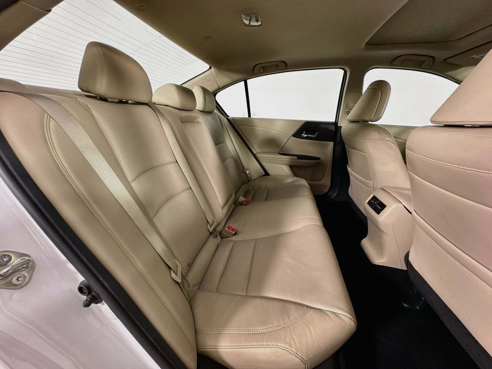 Used 2016 Honda Accord EX-L image 27