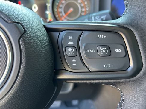 New 2026 Jeep Gladiator Sport image 13