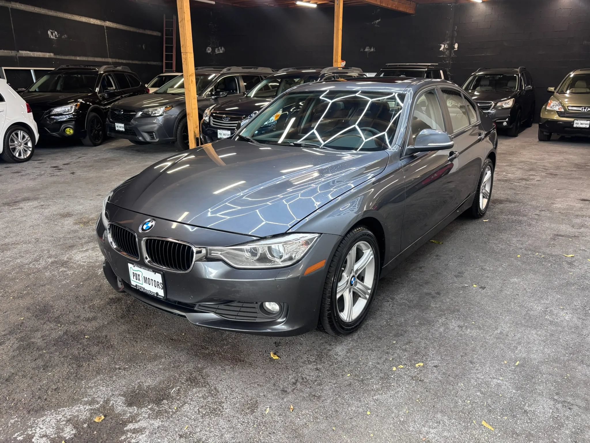Used 2014 BMW 328d xDrive Sedan AWD/4WD image 3