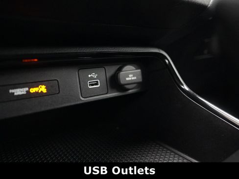 Used 2025 Honda CR-V LX image 10