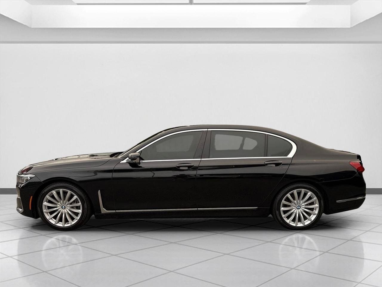Used 2022 BMW 740i xDrive w/ Premium Package AWD/4WD image 8