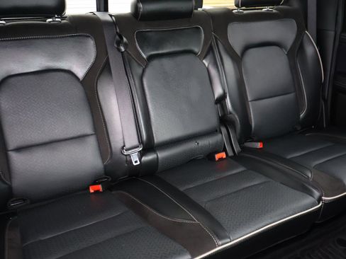 Used 2024 RAM 1500 Laramie image 20