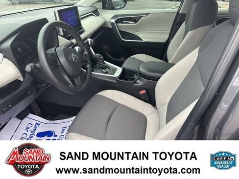 Used 2023 Toyota RAV4 XLE image 13
