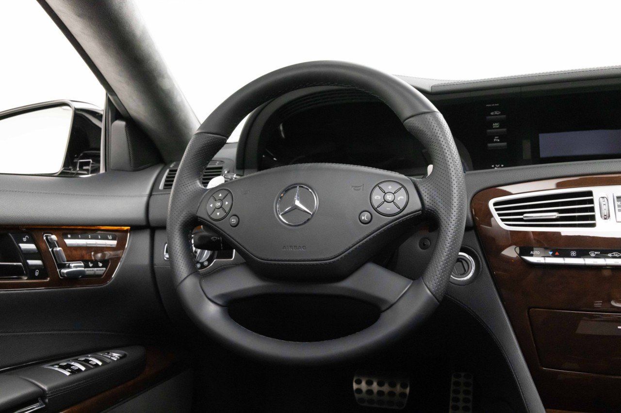 Used 2011 Mercedes-Benz CL 63 AMG image 10