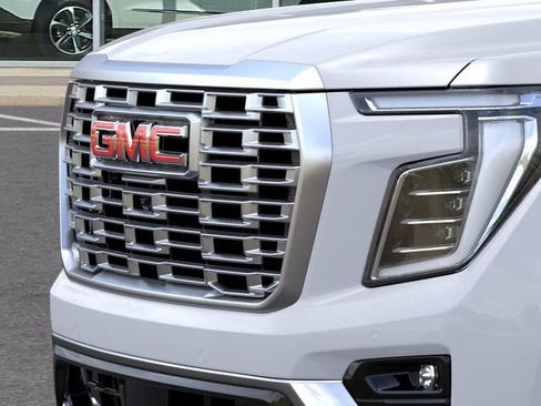 New 2026 GMC Yukon Denali w/ Sun & Power Step Package AWD/4WD image 13