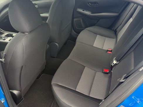 Used 2025 Nissan Sentra SV w/ All-Weather Package FWD image 19
