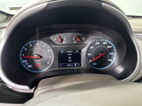 Used 2025 Chevrolet Malibu LT image 17