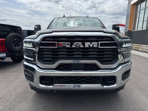 Used 2025 RAM 2500 Big Horn AWD/4WD image 8