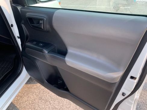 Used 2021 Toyota Tacoma SR RWD image 13