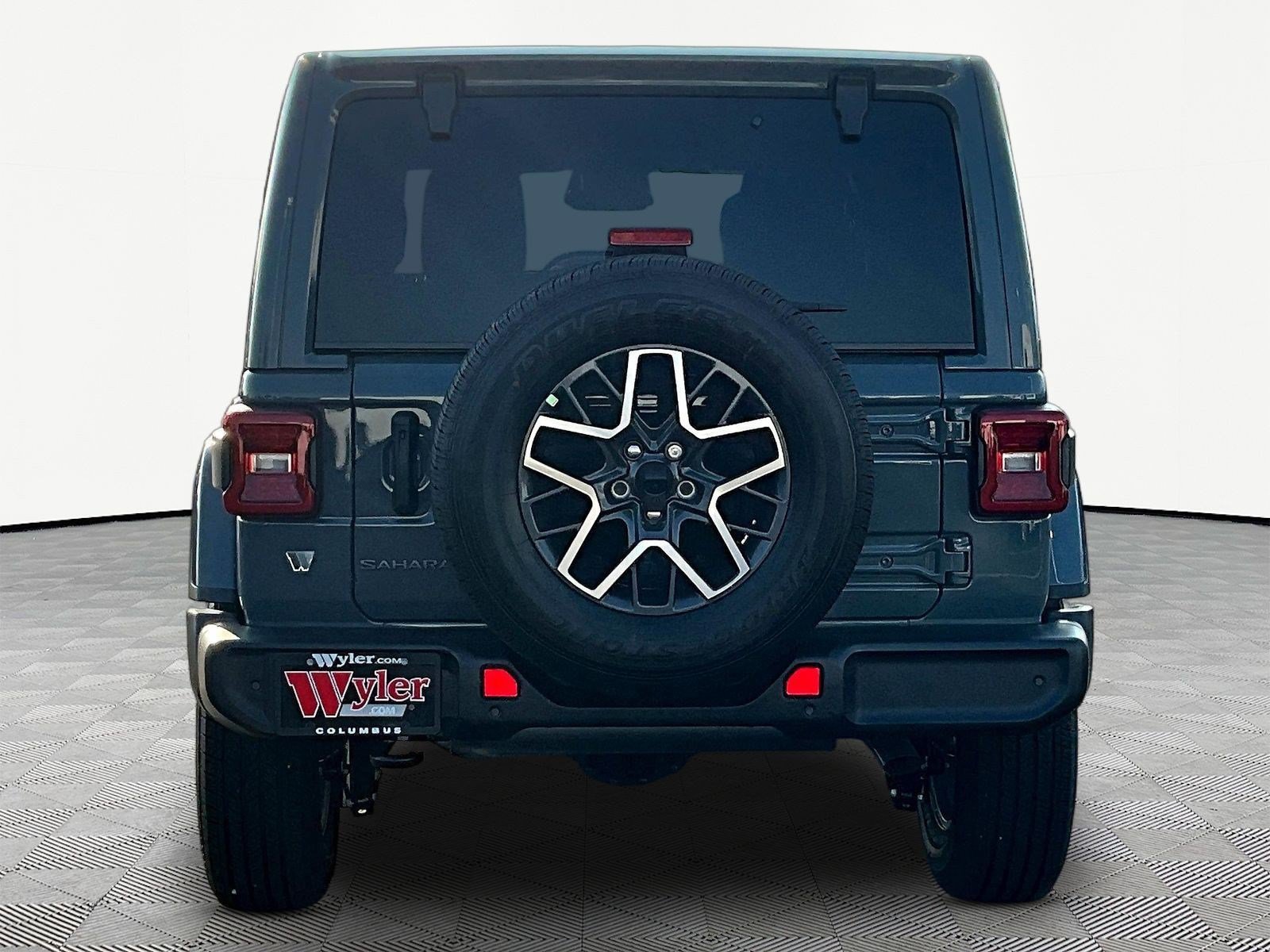 New 2026 Jeep Wrangler Unlimited Sahara AWD/4WD image 4