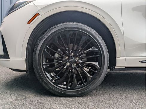 Used 2025 Lincoln Corsair AWD w/ Equipment Group 101A image 27