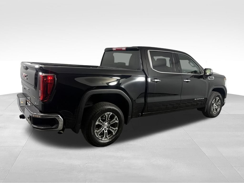 Used 2025 GMC Sierra 1500 SLT AWD/4WD image 7