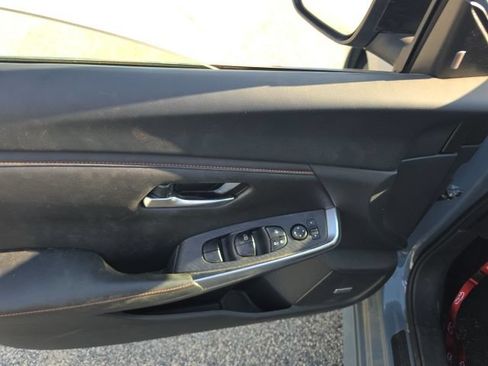 Used 2024 Nissan Sentra SR w/ SR Premium Package FWD image 15