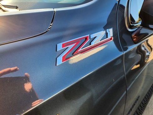 Used 2021 Chevrolet Tahoe Z71 w/ Z71 Signature Package image 10