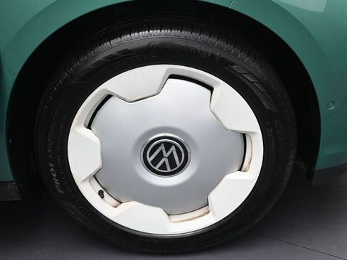 Used 2025 Volkswagen ID. Buzz 1st Edition image 35