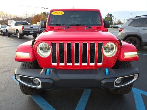 Used 2023 Jeep Wrangler Unlimited Sahara w/ Cold Weather Group image 2